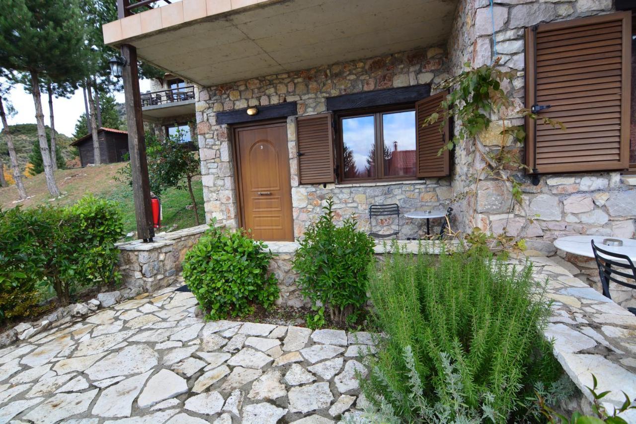 Georgio'S V Chalet Kalavrita Exterior foto