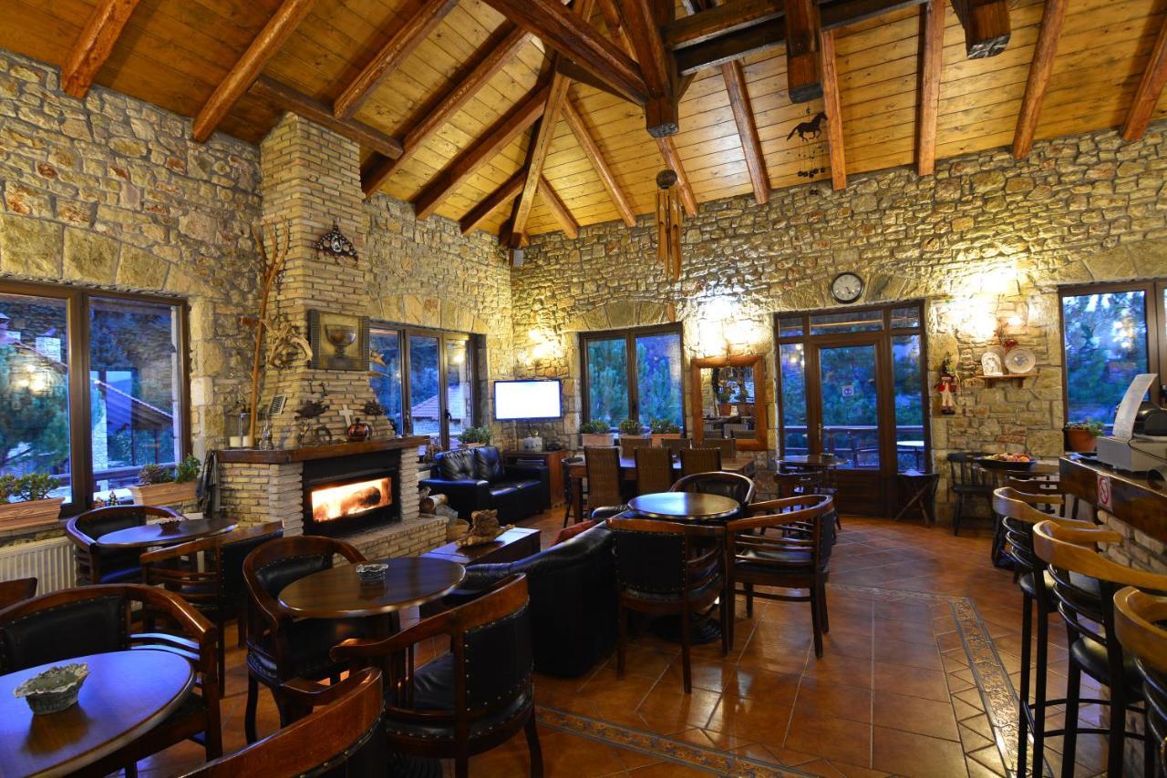Georgio'S V Chalet Kalavrita Exterior foto