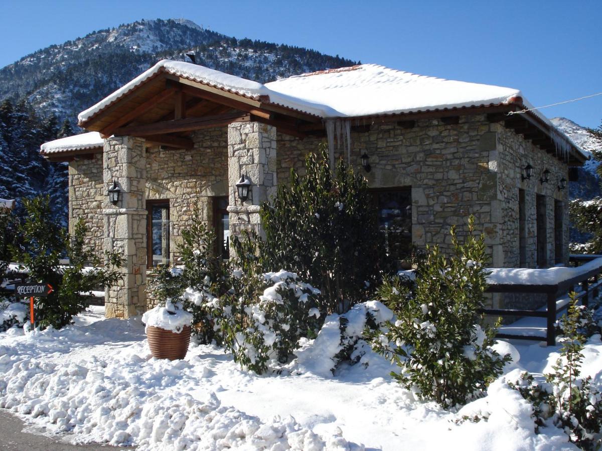 Georgio'S V Chalet Kalavrita Exterior foto